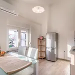 Apartment 1 Bedroom Lovely Apartment In Pula