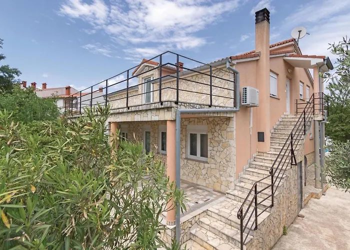 アパート 1 Bedroom Awesome In